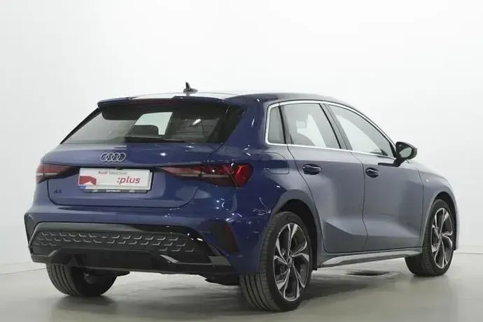 Usado Audi A3 e-tron S-Line 204 CV (150 kW) 2025 Utilitario