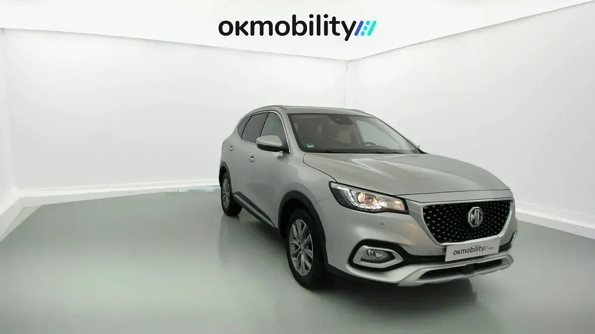 Usado MG HS Comfort 162 CV (119 kW) 2023 Medal silver  ssa SUV