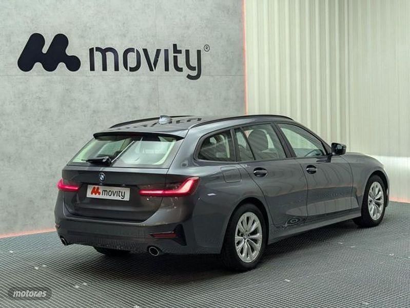 Usado BMW 318 Comfort Edition 150 CV (110 kW) 2020 Gris / plata Familiar