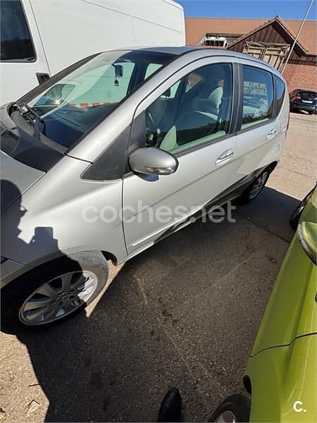 Usado Mercedes A160 Elegance 82 CV (60 kW) 2007 Gris / plata Monovolumen