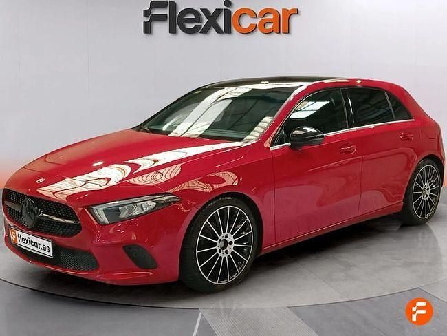 Usado Mercedes A180 116 CV (85 kW) 2019 Rojo Berlina