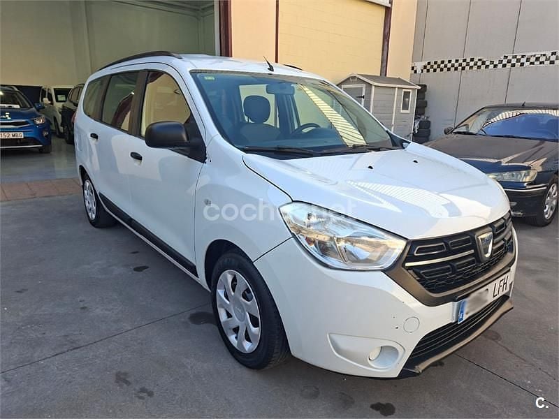 Usado Dacia Lodgy Essentiel 102 CV (75 kW) 2020 Blanco Monovolumen