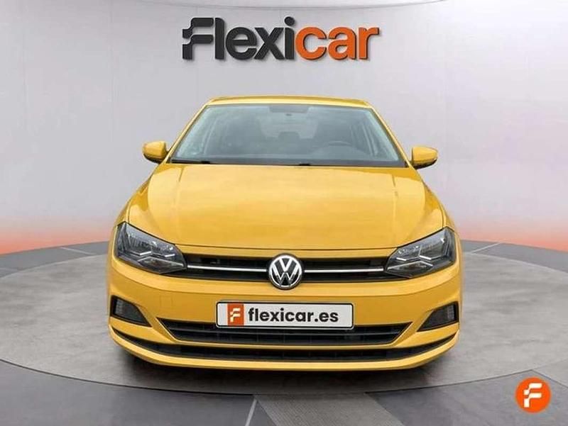 Usado VW Polo Advance 95 CV (69 kW) 2020 Amarillo Utilitario