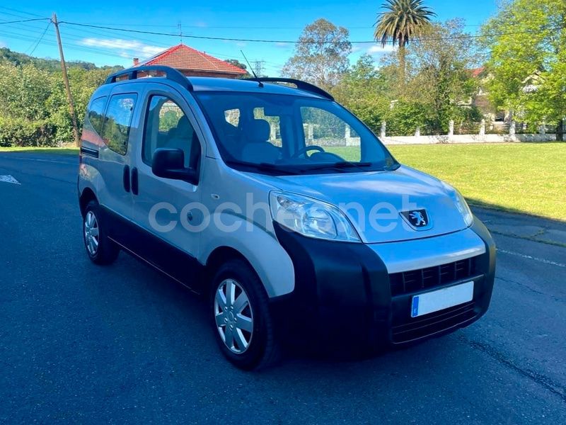 Gris / plata Usado 2012 Peugeot Bipper Outdoor Monovolumen | 5999 € (Precio justo) - Imagen 1/4