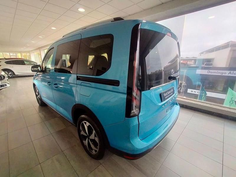 Usado Ford Tourneo Connect Active 122 CV (89 kW) 2024 Azul Monovolumen