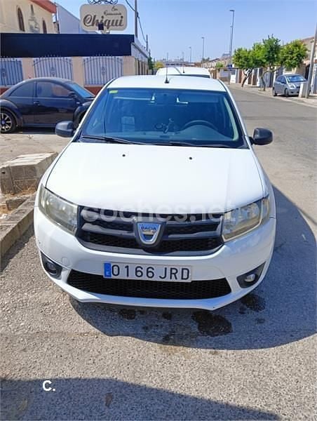 Usado Dacia Sandero Ambiance 90 CV (66 kW) 2016 Blanco Utilitario