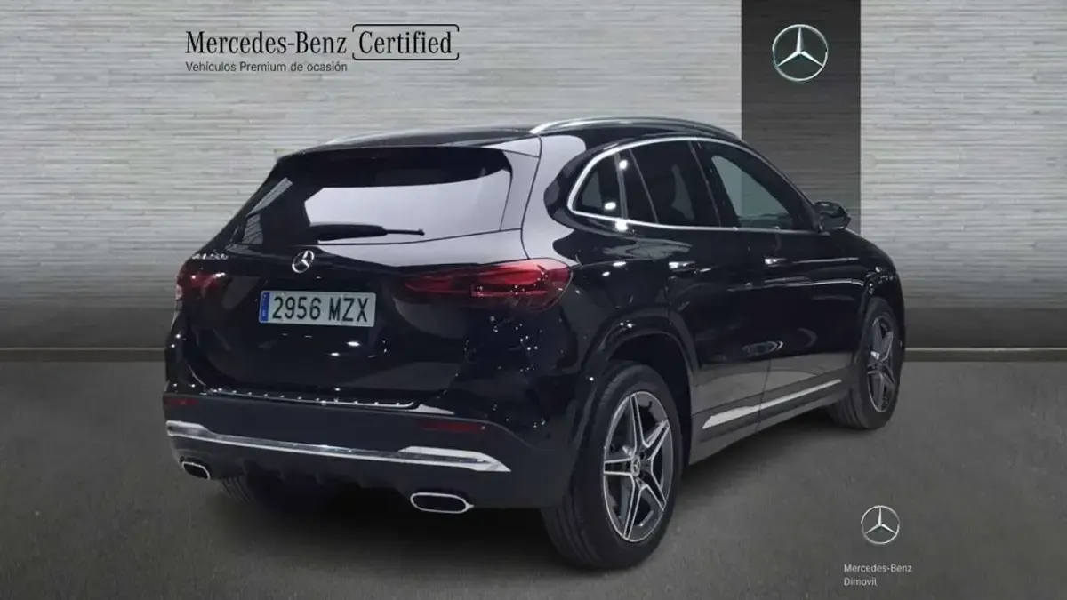 Usado Mercedes GLA250 218 CV (160 kW) 2025 Negro SUV