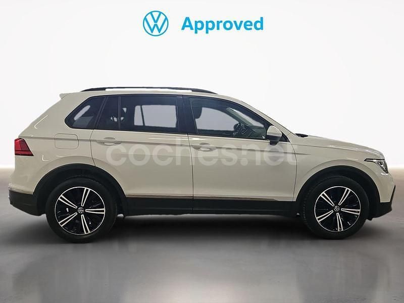 Usado VW Tiguan Life 122 CV (89 kW) 2023 Blanco SUV