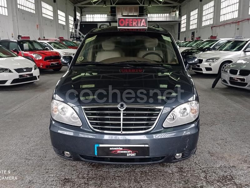 Usado Ssangyong (KGM) Rodius 165 CV (121 kW) 2007 Azul Monovolumen