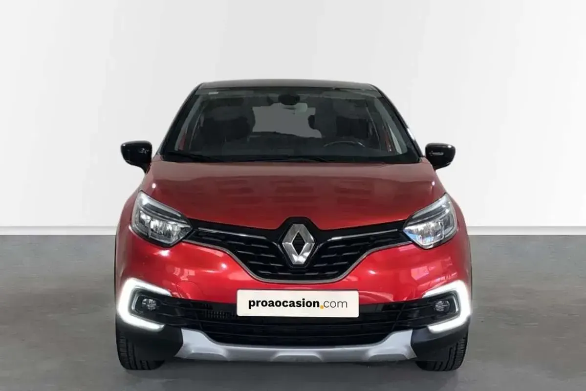 Usado Renault Captur Zen 131 CV (96 kW) 2019 Rojo SUV