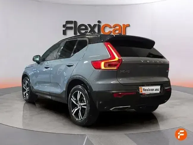 Usado Volvo XC40 R-Design 150 CV (110 kW) 2019 Gris SUV