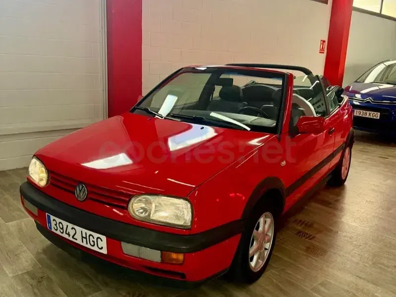 Usado VW Golf Cabriolet 75 CV (55 kW) 1995 Rojo Descapotable