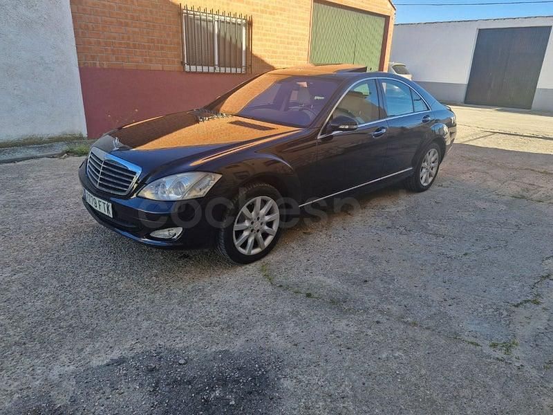 Usado Mercedes S320 235 CV (172 kW) 2007 Negro Berlina