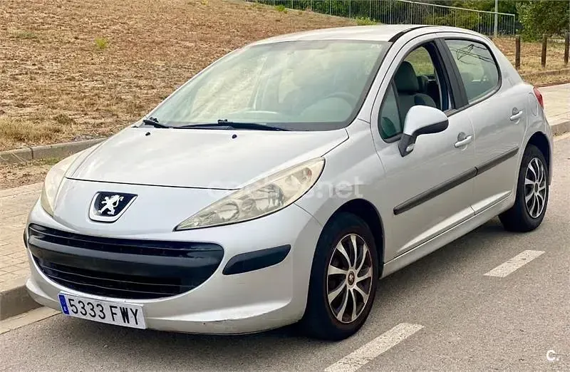 Usado Peugeot 207 75 CV (55 kW) 2007 Gris / plata Berlina