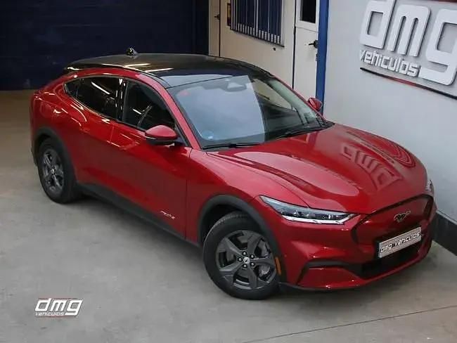 Gebraucht Ford Mustang Mach-E 197 kW (269 PS) 2022 Rot SUV
