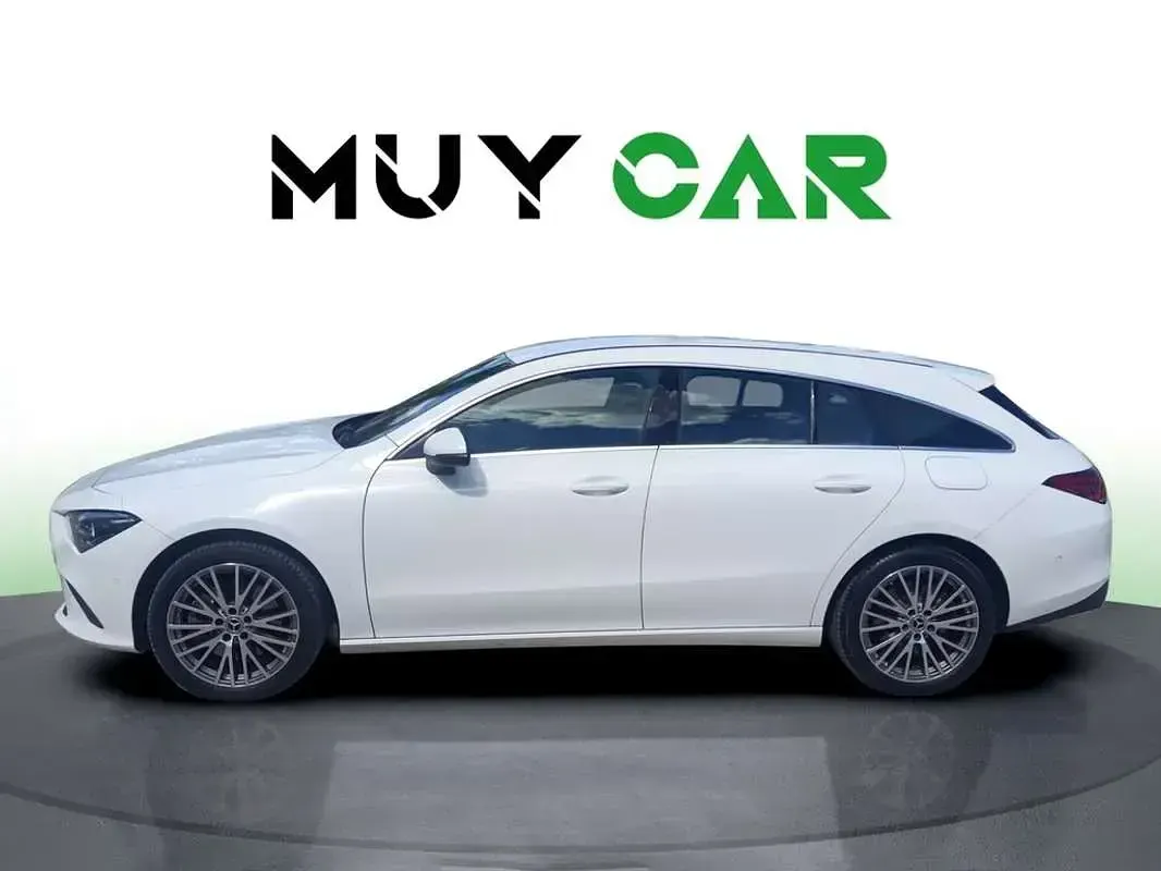Usado Mercedes CLA250e Shooting Brake 218 CV (160 kW) 2023 Blanco Familiar
