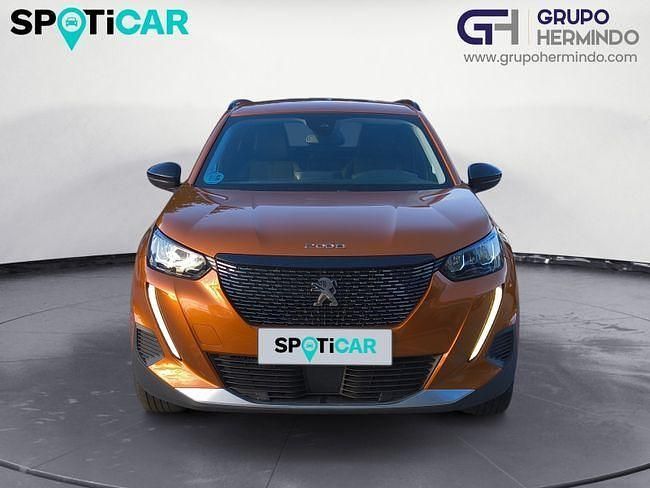 Usado Peugeot 2008 Allure 110 CV (80 kW) 2022 Naranja SUV