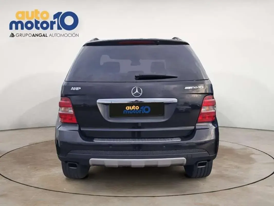 Usado Mercedes ML280 190 CV (139 kW) 2007 Negro SUV