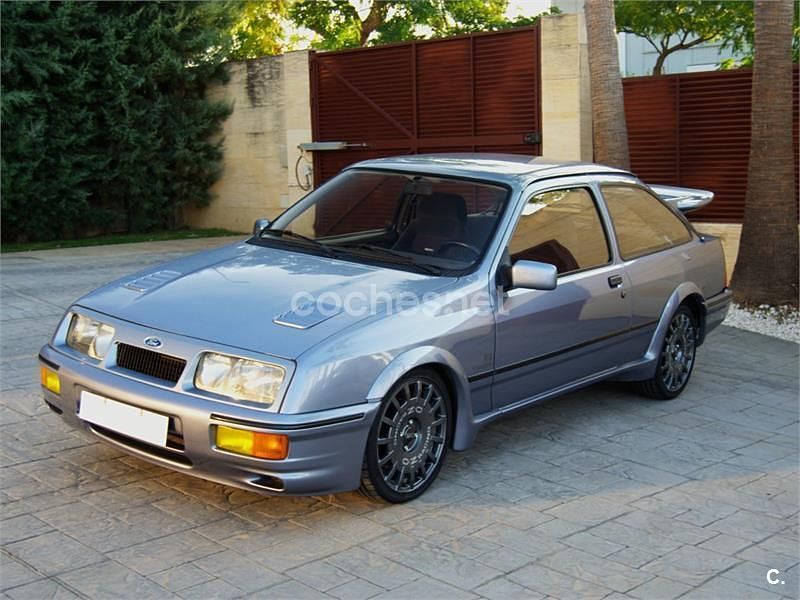 Usado Ford Sierra S 123 CV (90 kW) 1986 Azul Berlina