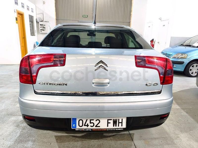 Usado Citroën C5 138 CV (101 kW) 2007 Azul Berlina