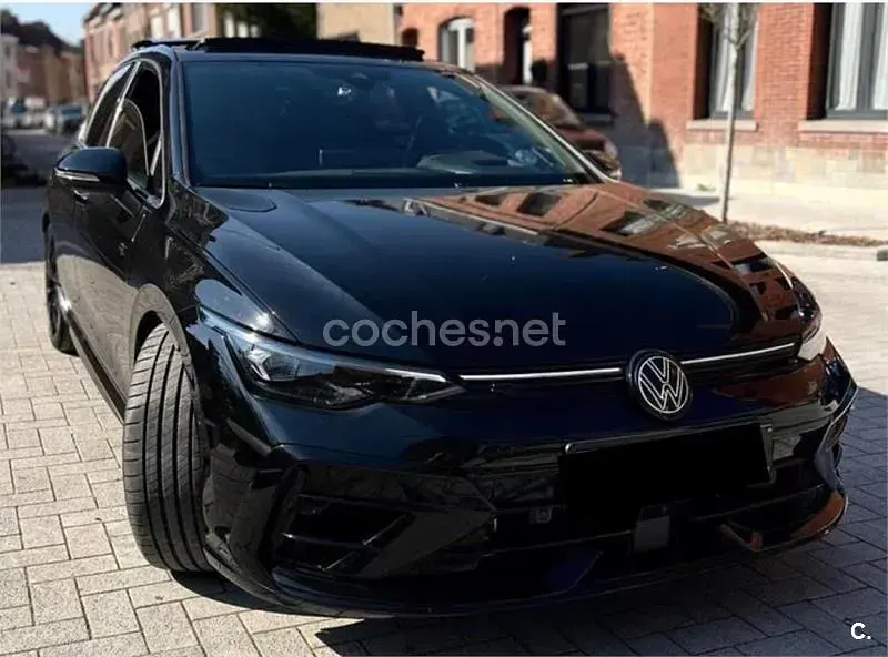 Usado VW Golf VIII R 333 CV (244 kW) 2025 Negro Berlina