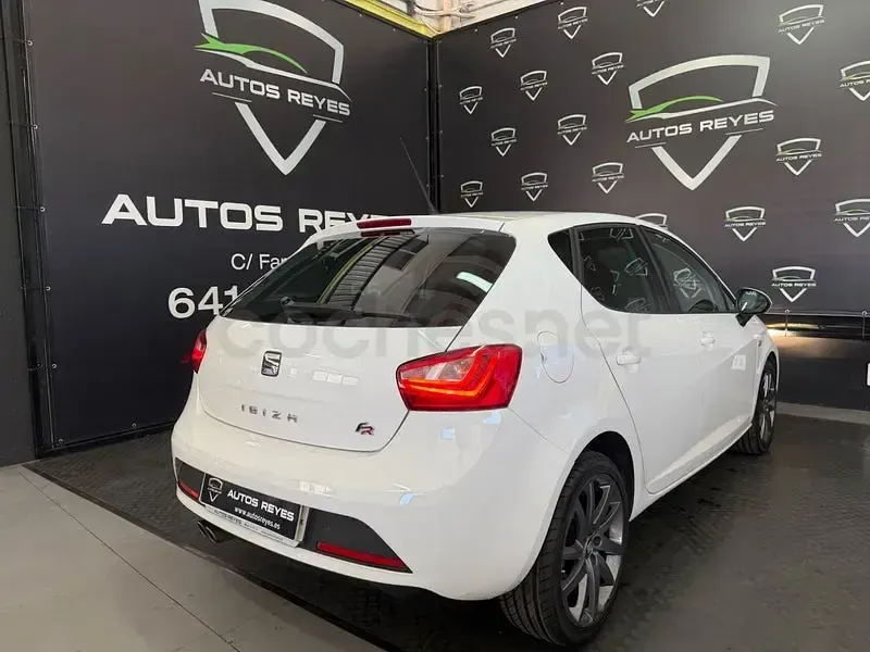 Usado Seat Ibiza FR 105 CV (77 kW) 2015 Blanco Berlina