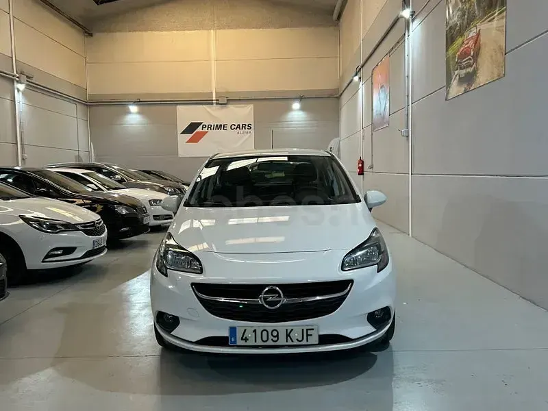 Usado Opel Corsa Selective 90 CV (66 kW) 2018 Blanco Utilitario