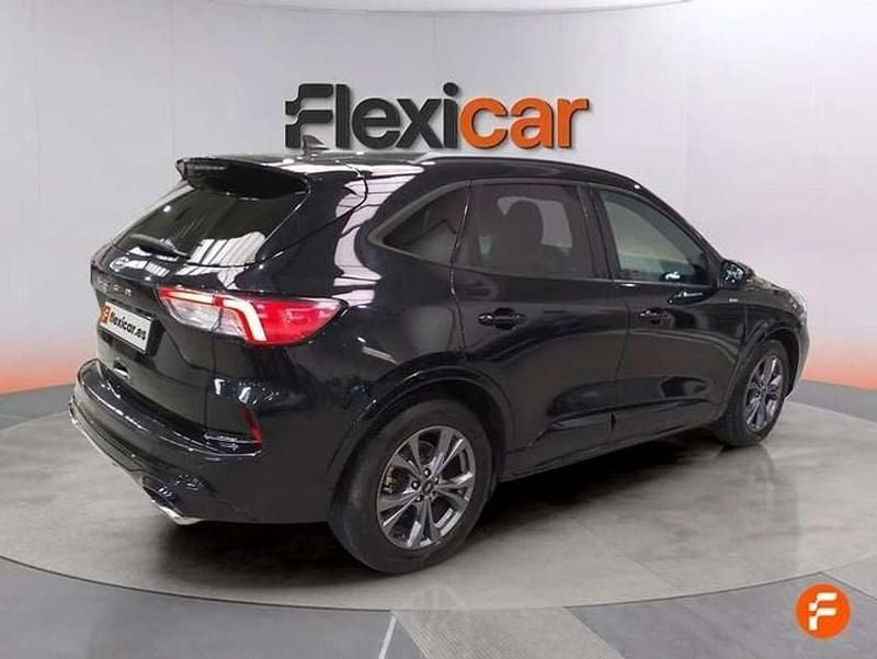 Usado Ford Kuga ST-Line 120 CV (88 kW) 2024 Negro SUV