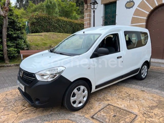 Usado Dacia Dokker Ambiance 75 CV (55 kW) 2018 Blanco Monovolumen