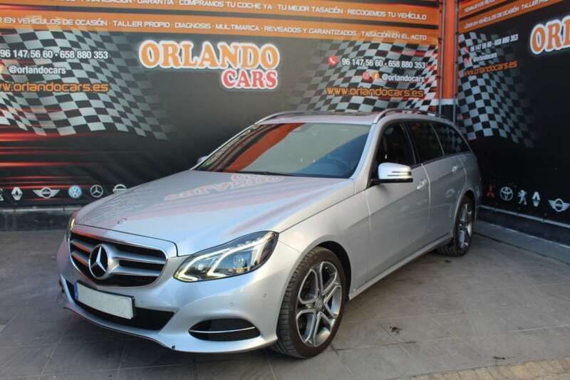 Gris / plata Usado 2013 Mercedes E220 Avantgarde Familiar | 15.900 € (Un poco caro) - Imagen 1/4