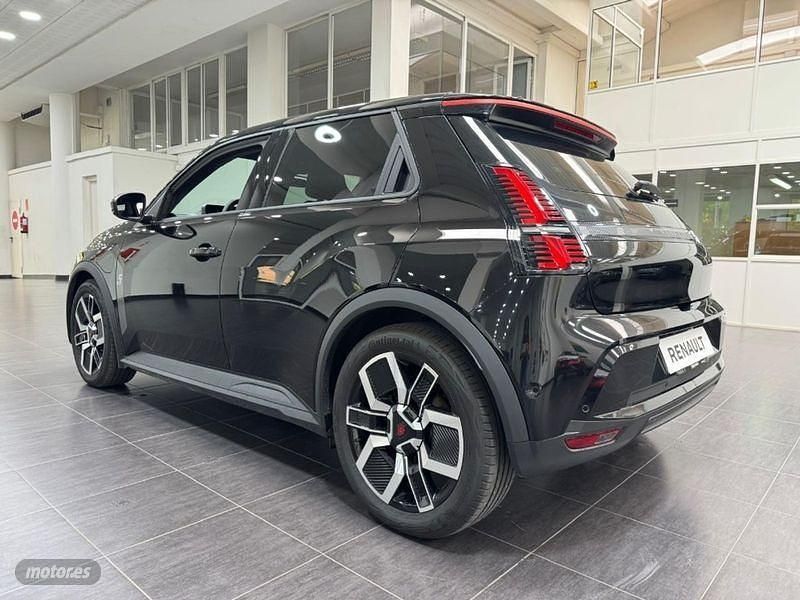 Usado Renault 5 E-Tech Urban 89 kW (122 CV) 2025 Negro Berlina