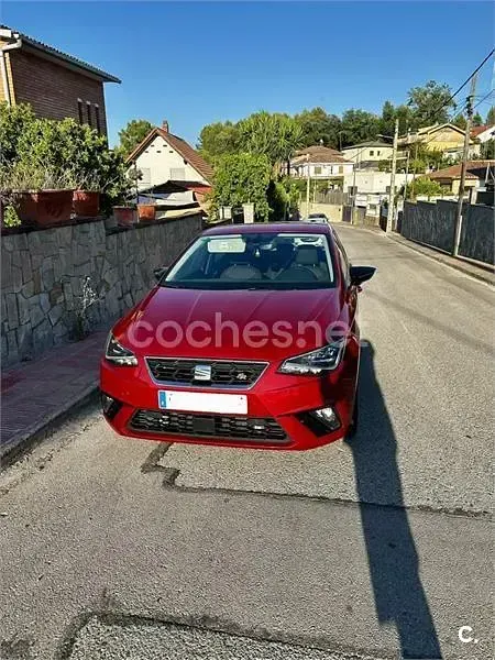 Usado Seat Ibiza FR 150 CV (110 kW) 2018 Rojo Utilitario