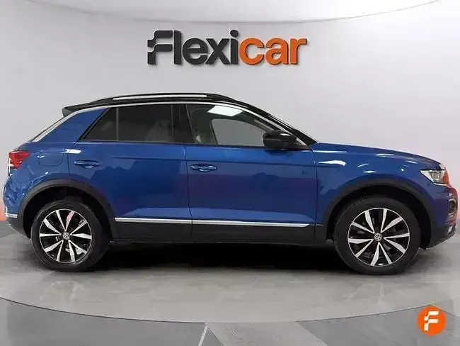 Usado VW T-Roc Advance 115 CV (84 kW) 2019 Azul SUV