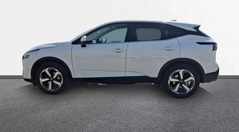 Usado Nissan Qashqai N-Connecta 158 CV (116 kW) 2022 Sapporo white (sólido) SUV