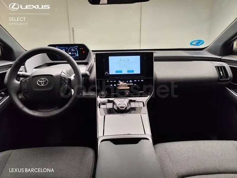 Usado Toyota bZ4X Advance 150 kW (204 CV) 2025 Eléctrico SUV