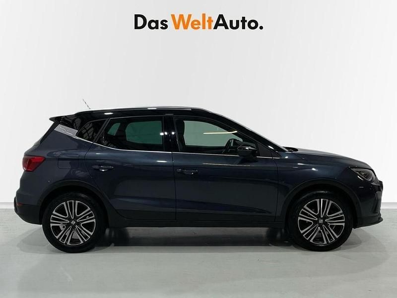 Usado Seat Arona FR 115 CV (84 kW) 2024 Gris SUV