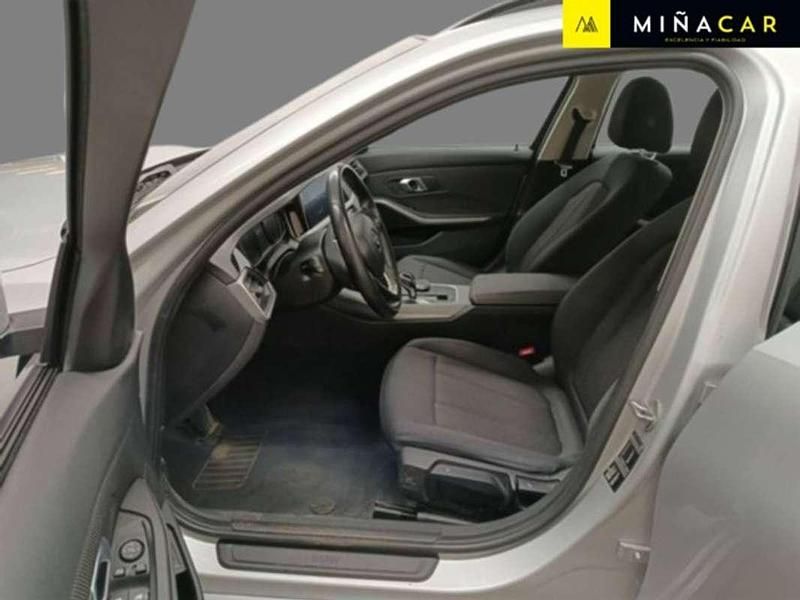 Usado BMW 318 150 CV (110 kW) 2021 Gris Familiar