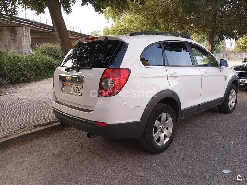 Usado Chevrolet Captiva LS 127 CV (93 kW) 2010 Blanco SUV