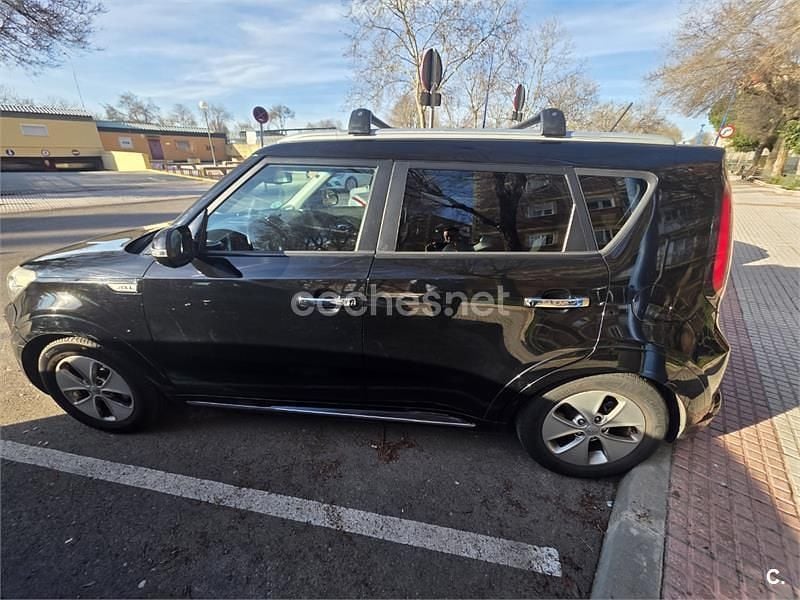 Usado Kia Soul 136 CV (100 kW) 2015 Negro SUV