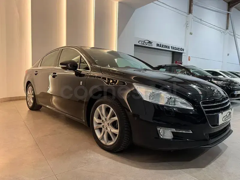 Usado Peugeot 508 RXH 200 CV (147 kW) 2017 Azul Familiar