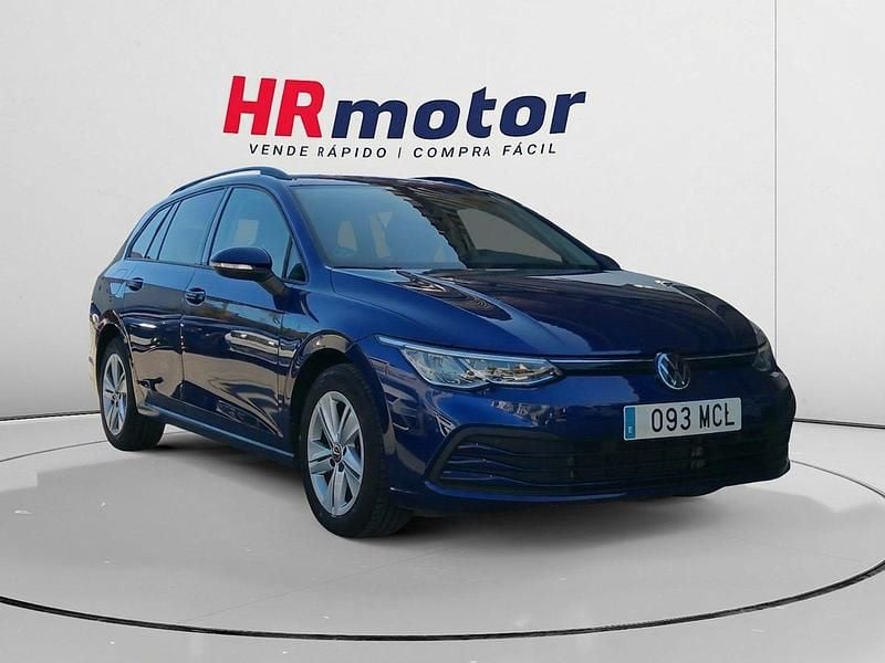 Negro Usado 2022 VW Golf VIII Life Familiar | 19.640 € (Precio justo) - Imagen 1/4