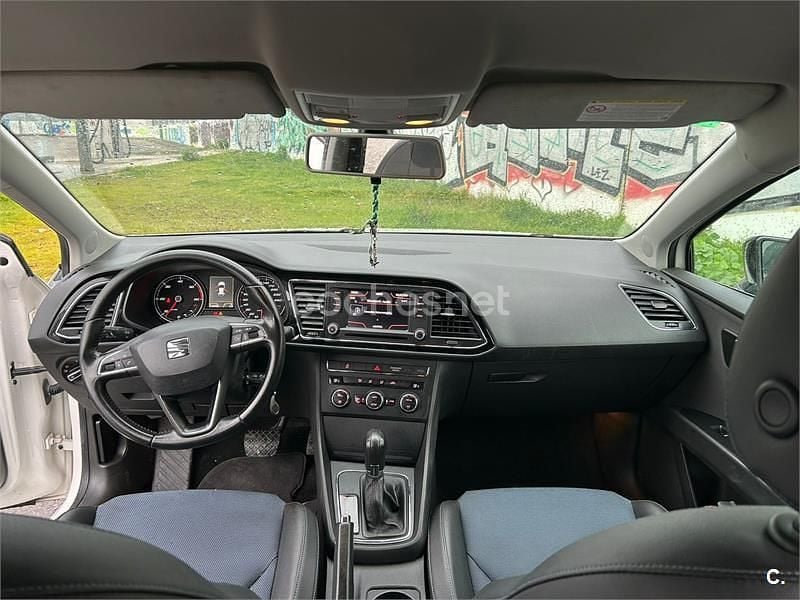 Usado Seat Leon I-Tech 105 CV (77 kW) 2014 Blanco Berlina
