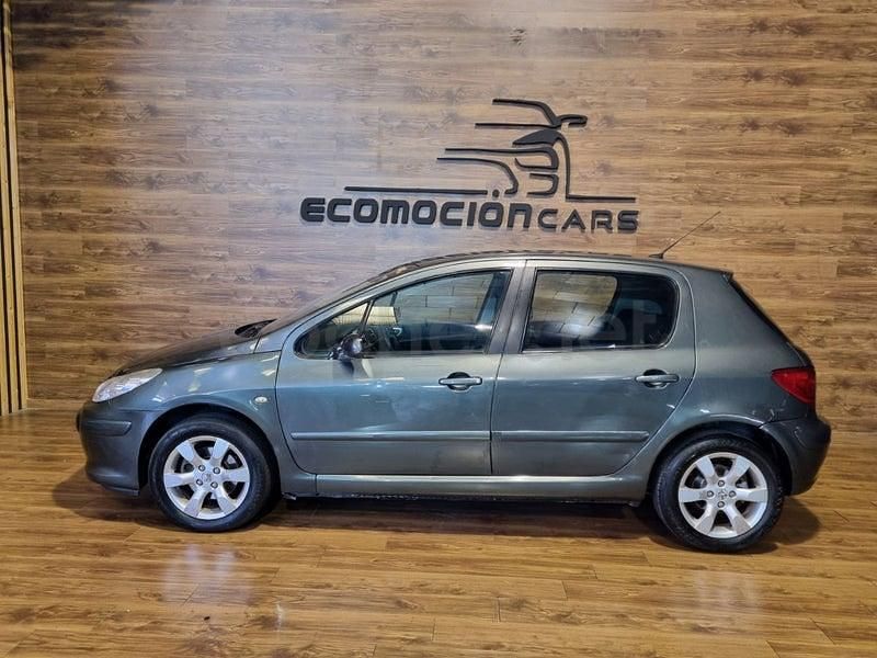 Usado Peugeot 307 110 CV (80 kW) 2007 Gris / plata Berlina