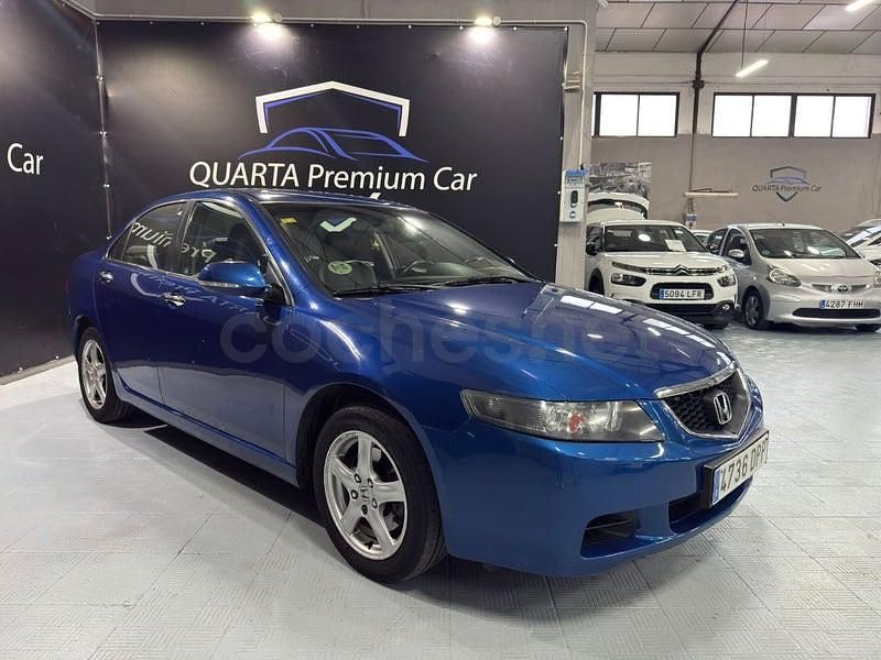 Usado Honda Accord Executive 140 CV (102 kW) 2005 Azul Berlina