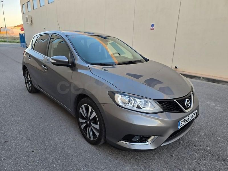 Usado Nissan Pulsar Tekna 110 CV (80 kW) 2015 Gris / plata Utilitario