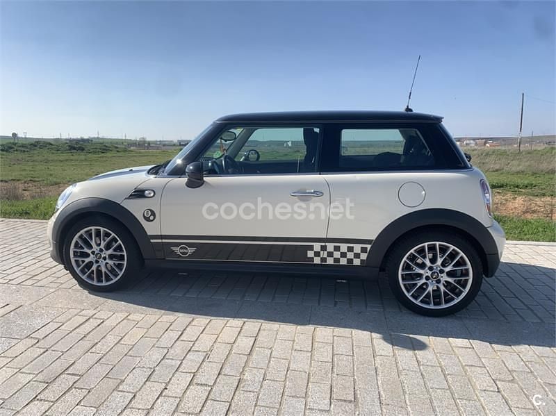 Usado Mini Cooper 120 CV (88 kW) 2010 Blanco Utilitario