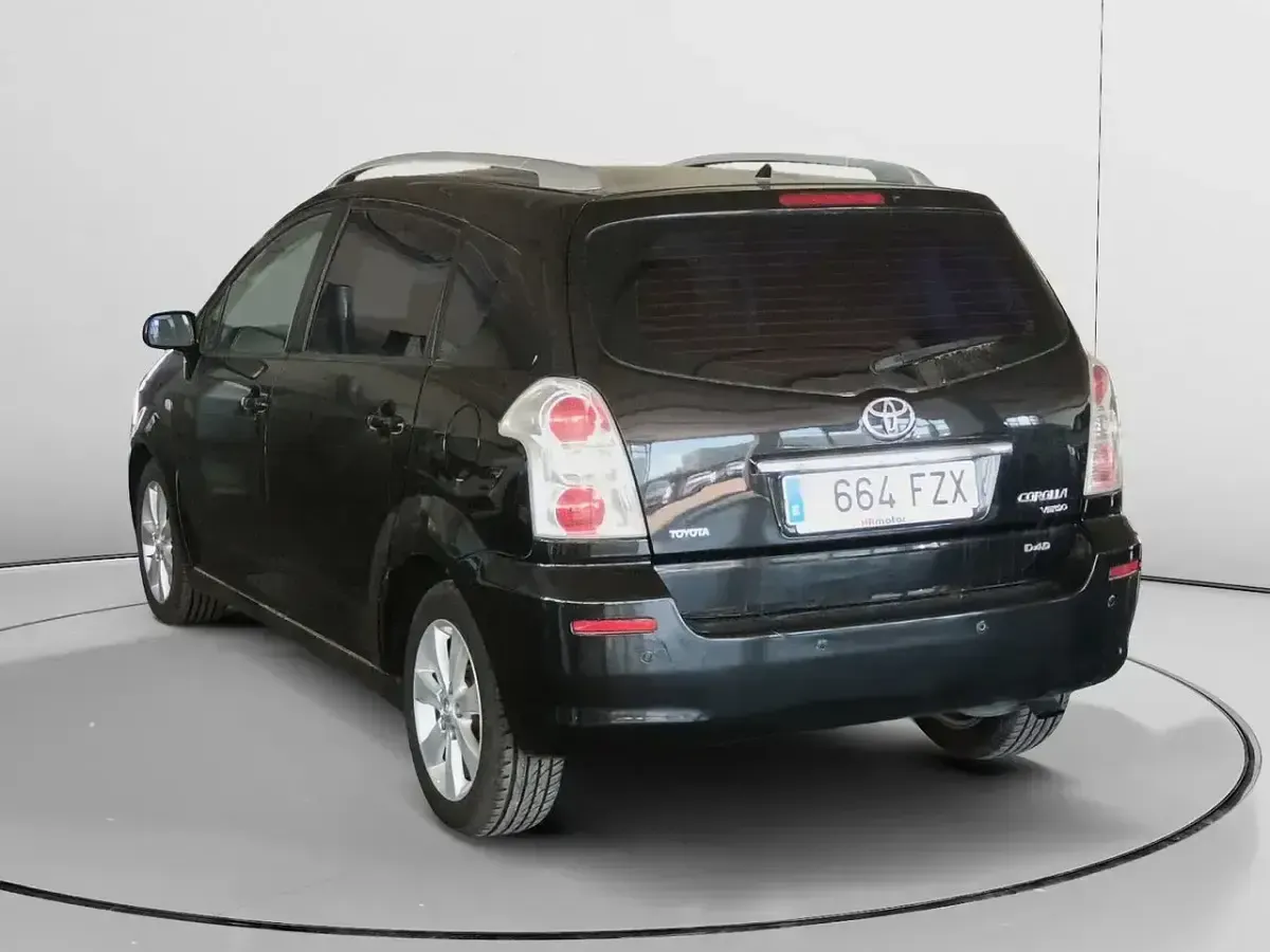 Usado Toyota Corolla Sol 136 CV (100 kW) 2008 Negro Berlina