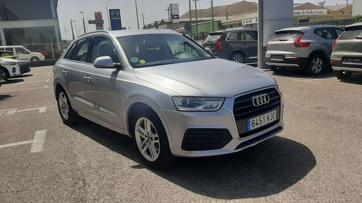 Usado Audi Q3 150 CV (110 kW) 2018 Plateado SUV