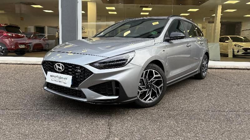 Nuevo Hyundai i30 N Line 100 CV (73 kW) 2025 Gris/plata