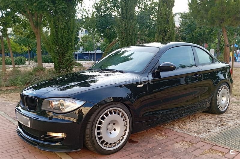Negro Usado 2010 BMW 120 Coupé Sport Line Coupe | 6990 € (Super precio) - Imagen 1/4